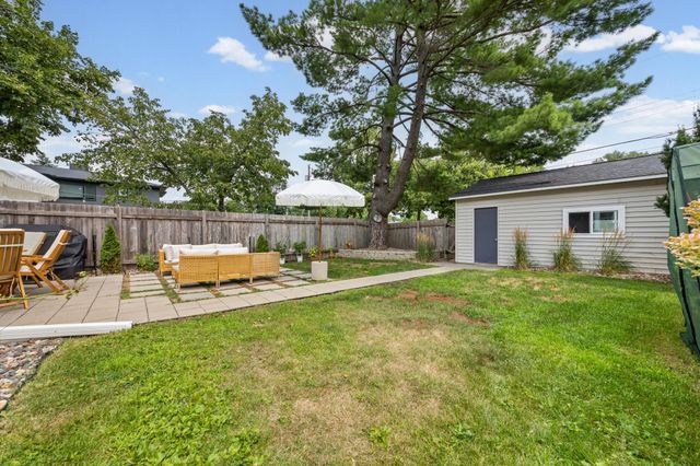 5701 Vincent Avenue S, Minneapolis, MN 55410