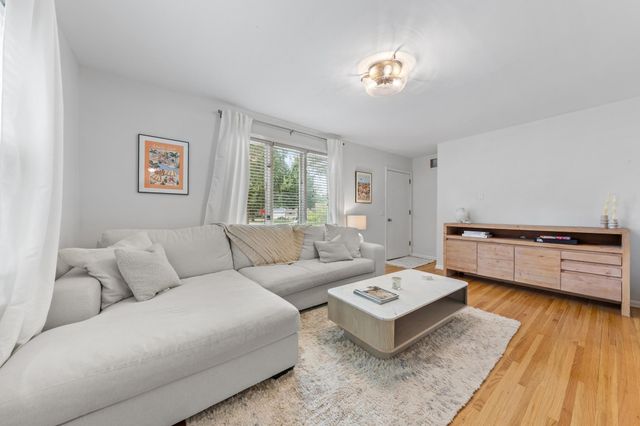5701 Vincent Avenue S, Minneapolis, MN 55410