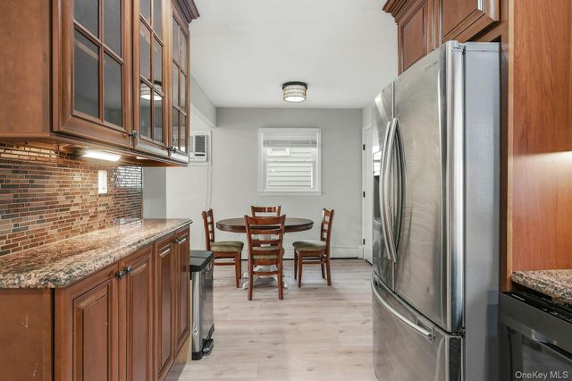 5 Orient Road, Sound Beach, NY 11789