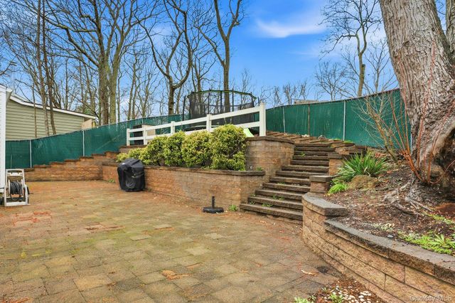 5 Orient Road, Sound Beach, NY 11789