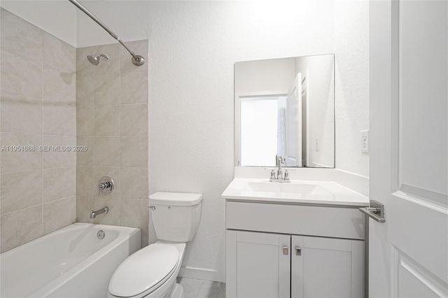 767 SE 18th St, Homestead, FL 33034