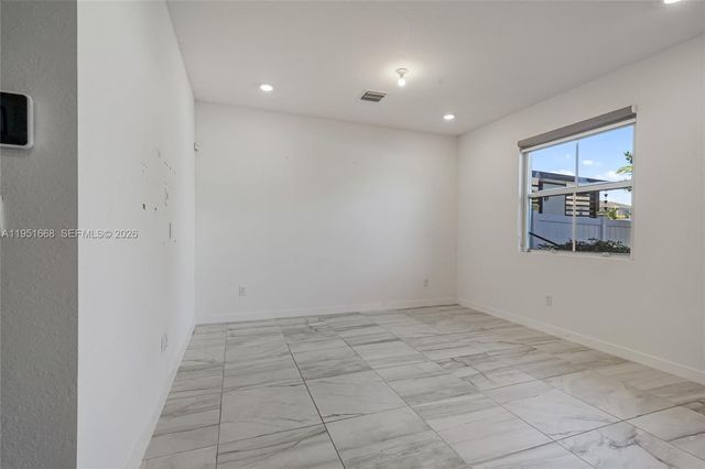 767 SE 18th St, Homestead, FL 33034