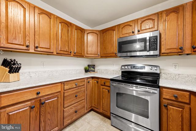 1564 COLONY RD, Pasadena, MD 21122