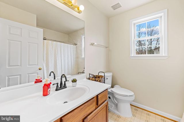 1564 COLONY RD, Pasadena, MD 21122