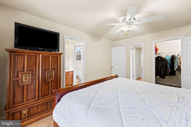 1564 COLONY RD, Pasadena, MD 21122