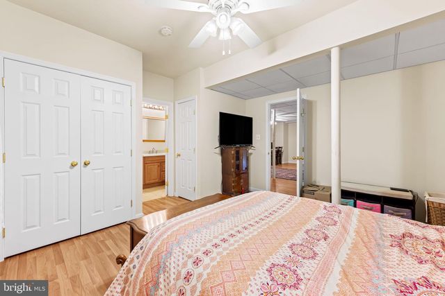 1564 COLONY RD, Pasadena, MD 21122