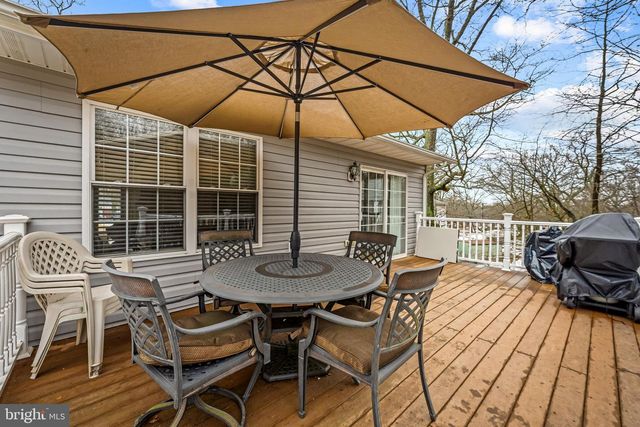 1564 COLONY RD, Pasadena, MD 21122