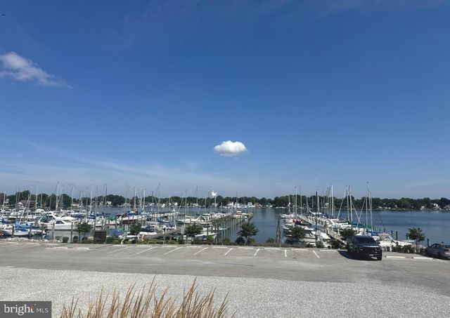 1564 COLONY RD, Pasadena, MD 21122