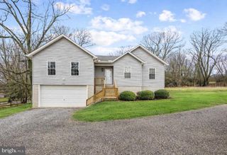 1564 COLONY RD, Pasadena, MD 21122