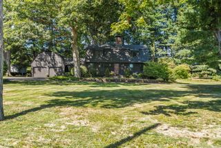 5 Robeth Lane, Wethersfield, CT 06109