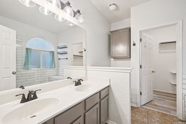 9536 Gold Stage, San Antonio, TX 78254