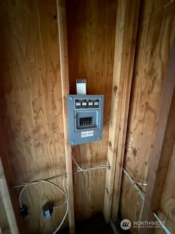 9999 Ferndale Dr, Sequim, WA 98382