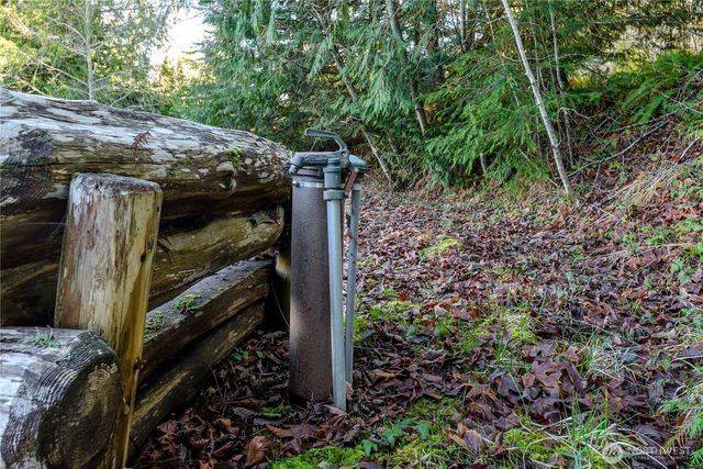 9999 Ferndale Dr, Sequim, WA 98382