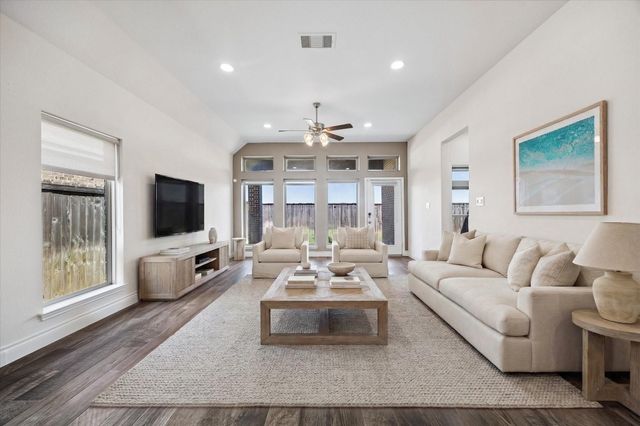 2702 Primrose Bloom Lane, Richmond, TX 77406