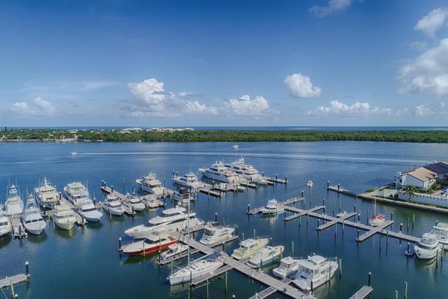 100 Lakeshore Drive 754, North Palm Beach, FL 33408