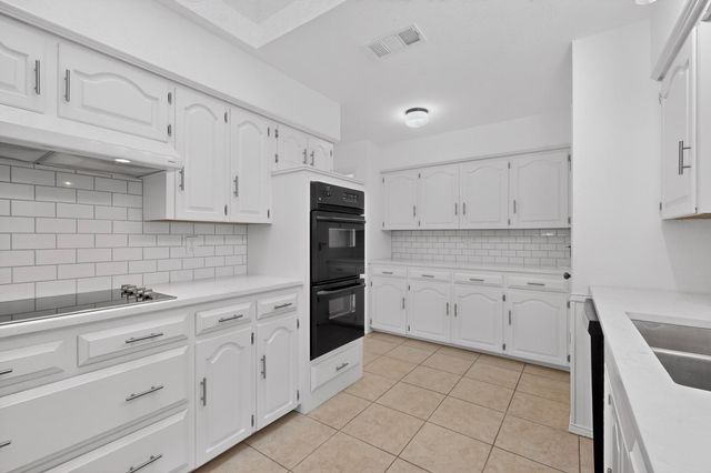 601 Fieldwood Circle, Richardson, TX 75081