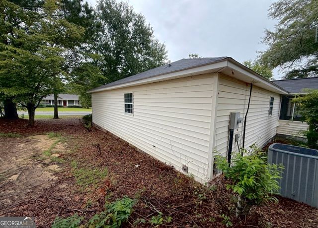105 Mockingbird Drive, Dublin, GA 31021