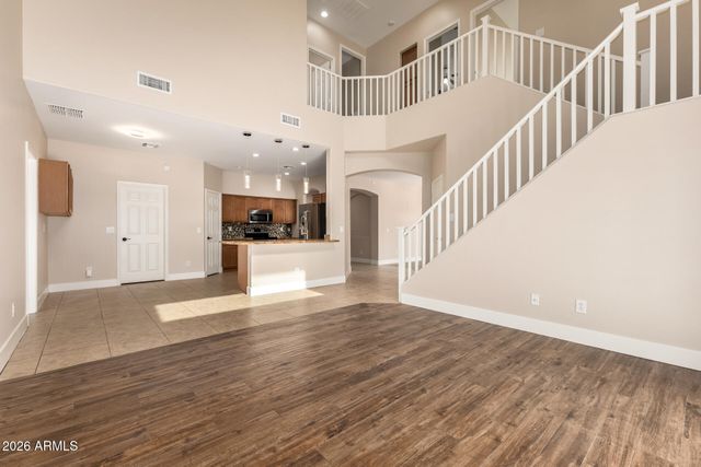 10625 E Knowles Avenue, Mesa, AZ 85209