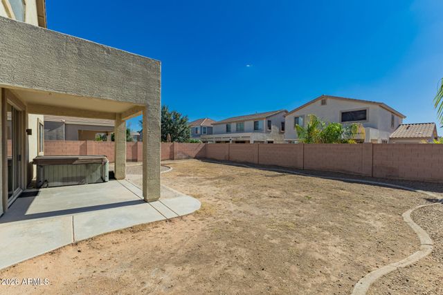 10625 E Knowles Avenue, Mesa, AZ 85209