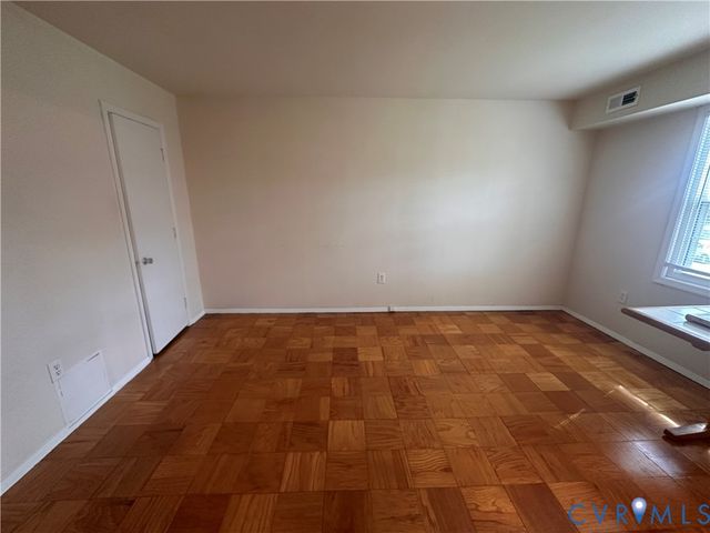 11 Fairhaven Ln, Henrico, VA 23228