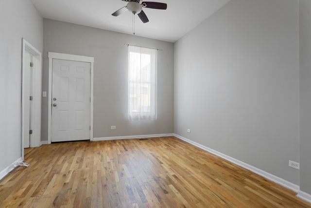 1532 W 18th Place 1R, Chicago, IL 60608