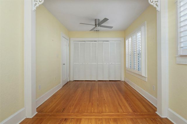 130 22ND AVENUE NE, St Petersburg, FL 33704