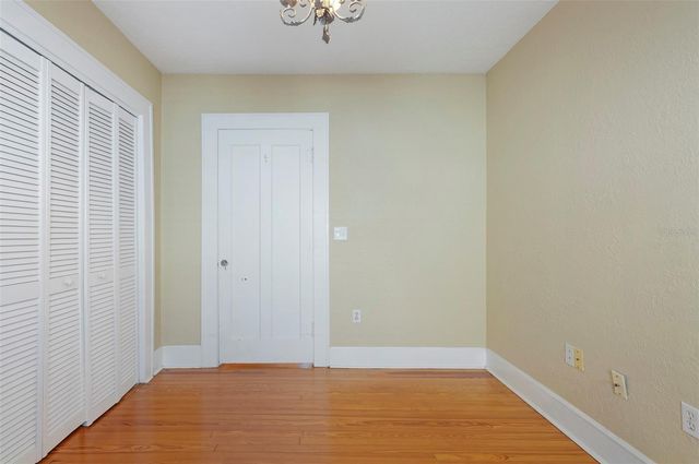 130 22ND AVENUE NE, St Petersburg, FL 33704