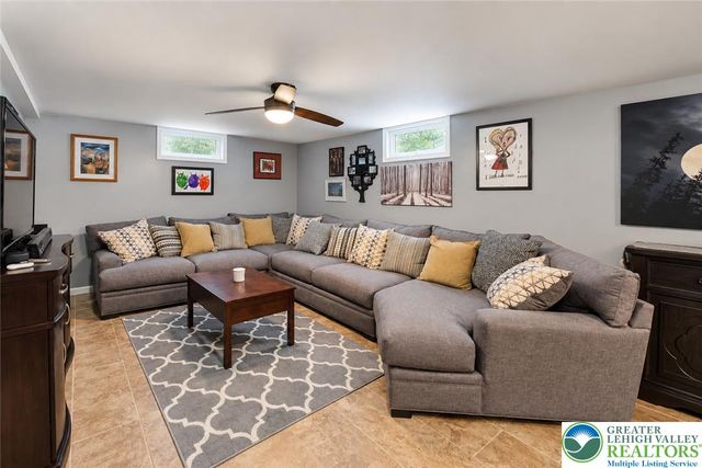 227 Ohio Avenue, Whitehall Twp, PA 18052