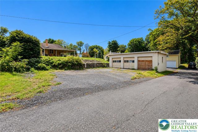 227 Ohio Avenue, Whitehall Twp, PA 18052