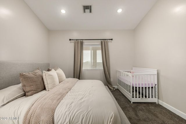 1427 E WHITELEY Street, Apache Junction, AZ 85119