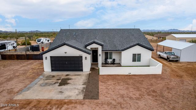 1427 E WHITELEY Street, Apache Junction, AZ 85119
