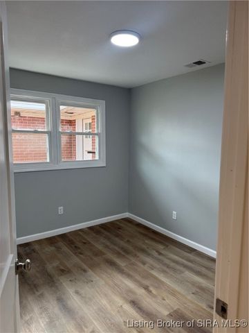 1414 Greenwood Road, Sellersburg, IN 47172