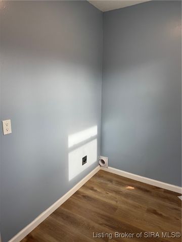 1414 Greenwood Road, Sellersburg, IN 47172