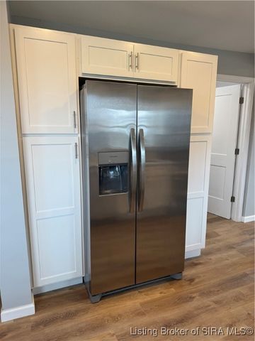 1414 Greenwood Road, Sellersburg, IN 47172