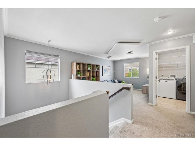 25980 E Davies Dr, Aurora, CO 80016