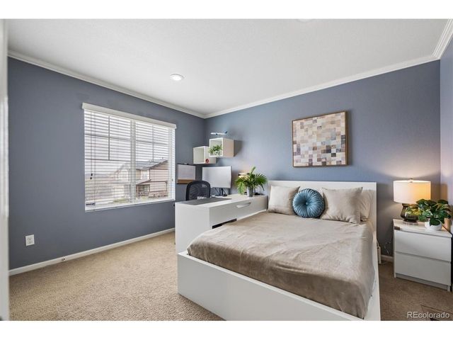 25980 E Davies Dr, Aurora, CO 80016