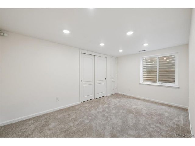 25980 E Davies Dr, Aurora, CO 80016