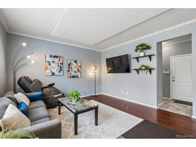 25980 E Davies Dr, Aurora, CO 80016