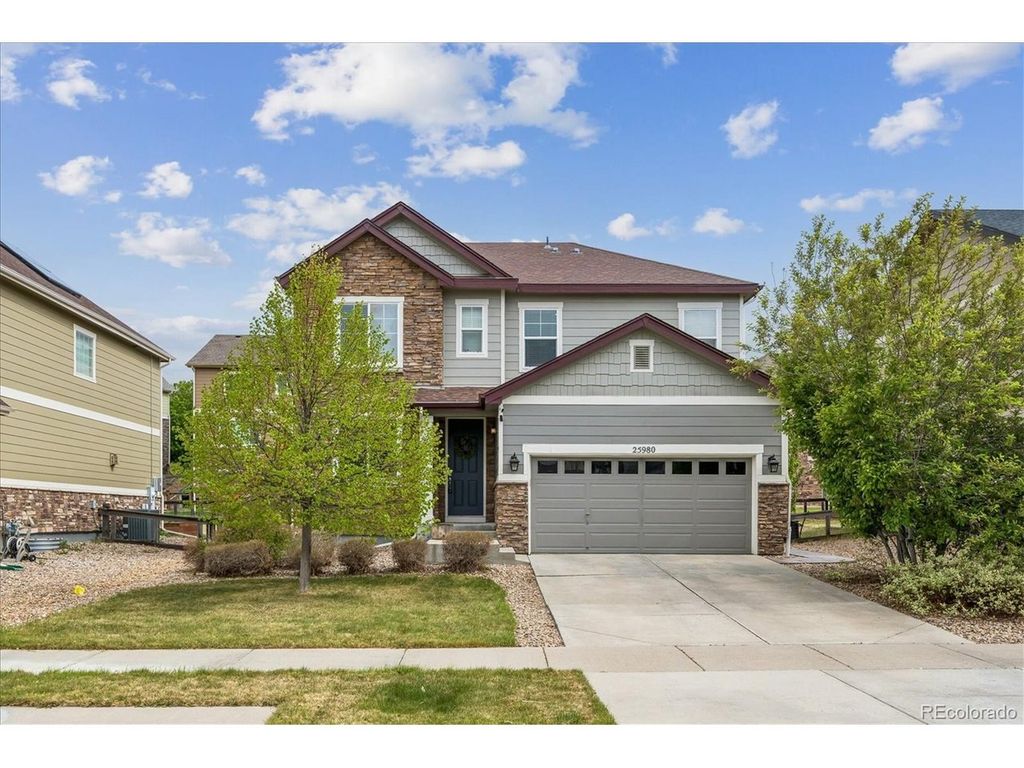 25980 E Davies Dr, Aurora, CO 80016