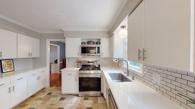 264 Heathwood Drive, Spartanburg, SC 29307
