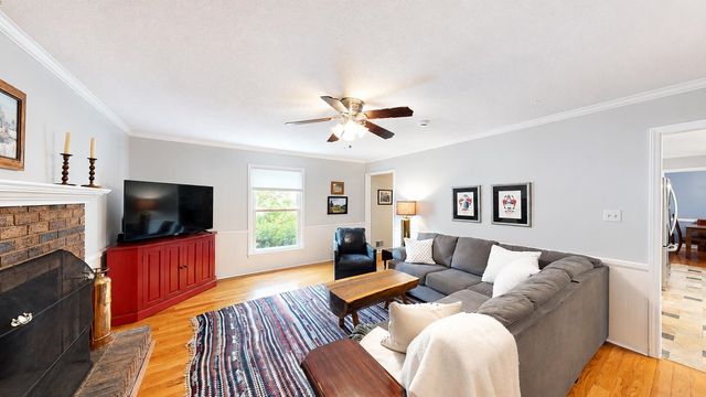 264 Heathwood Drive, Spartanburg, SC 29307