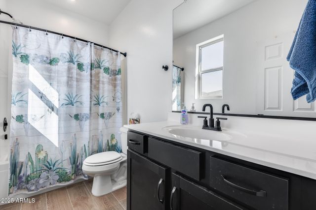 5868 N 193RD Avenue, Litchfield Park, AZ 85340