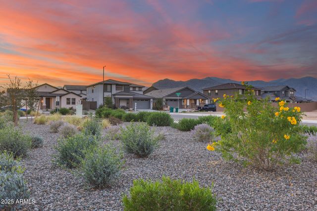 5868 N 193RD Avenue, Litchfield Park, AZ 85340