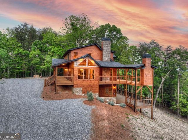 291 Pine Pass Circle, Mineral Bluff, GA 30559