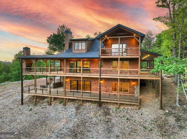 291 Pine Pass Circle, Mineral Bluff, GA 30559