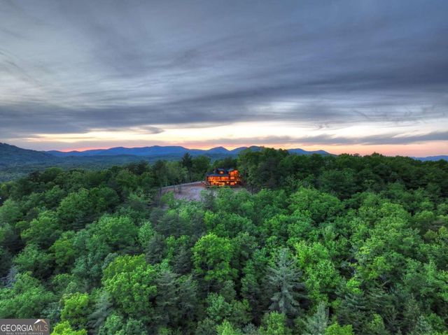 291 Pine Pass Circle, Mineral Bluff, GA 30559