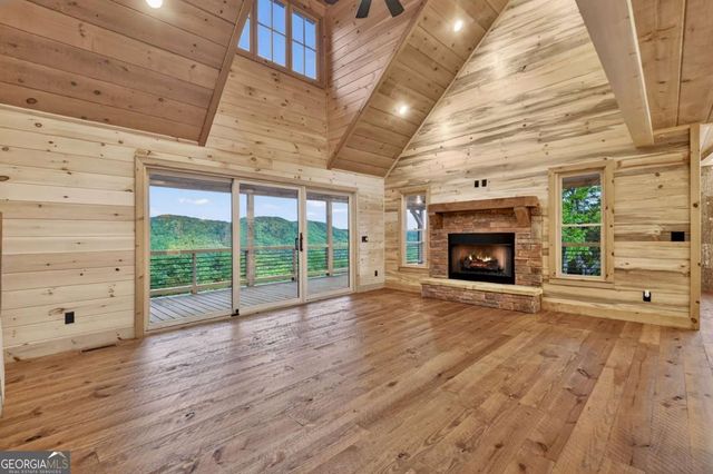 291 Pine Pass Circle, Mineral Bluff, GA 30559