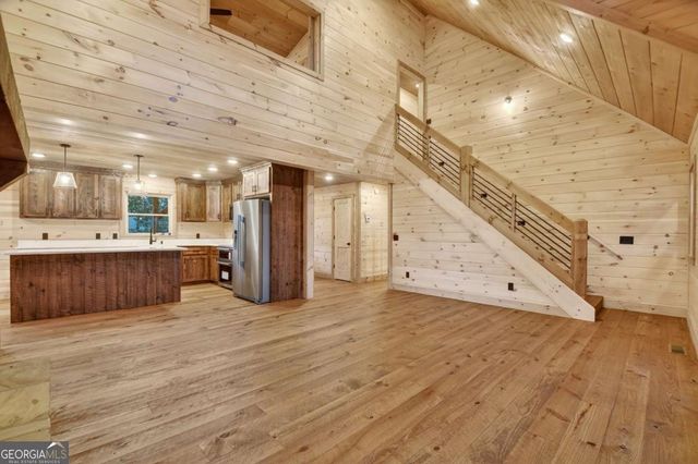 291 Pine Pass Circle, Mineral Bluff, GA 30559