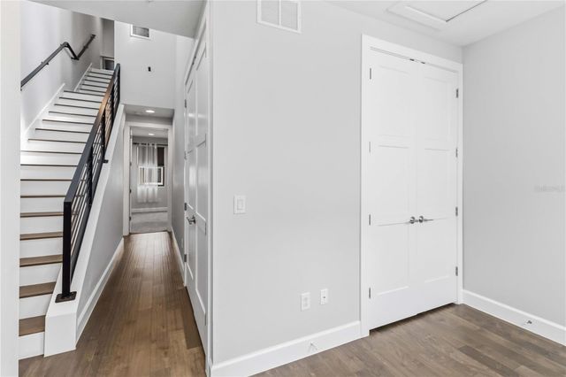 1332 W GRAY STREET 5, Tampa, FL 33606