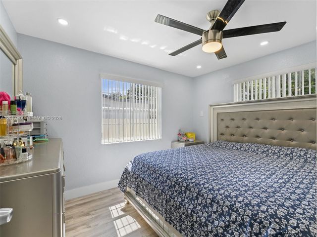 6432 Perry Street, Hollywood, FL 33024